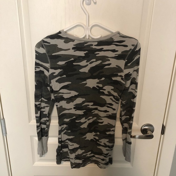 Bobi Camo Print Waffle Shirt ๐ - Picture 5 of 5